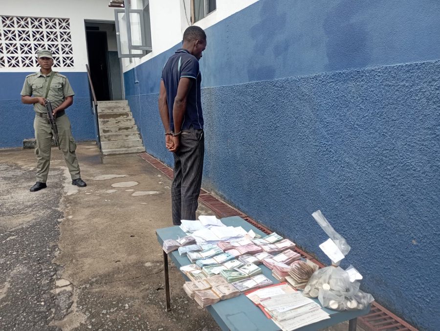 Agente de seguranca.jpg