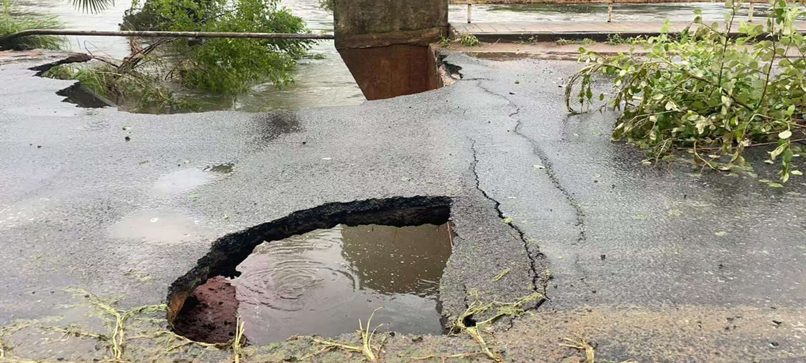 Chuvas estradas moz.jpg