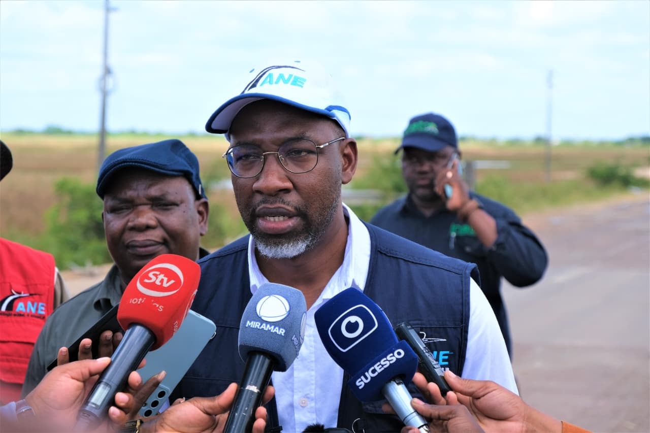 Joao Matlombe Ministro dos Transportes e Logistica.jpg