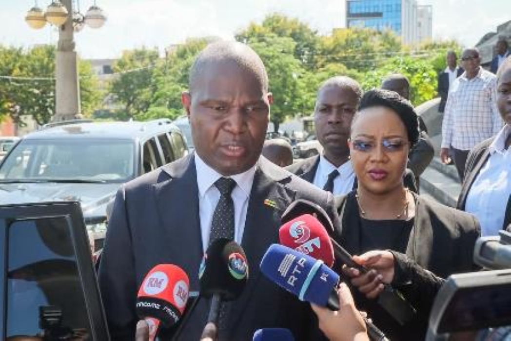 PR participa nas exequias.jpg