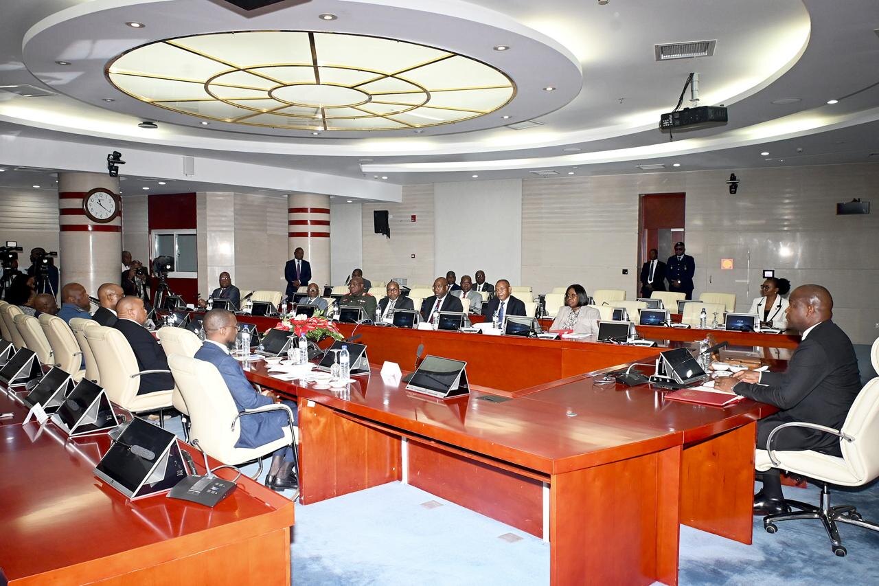 Presidente da Republica empossa a Primeira Ministra como membro do Conselho Nacional de Defesa e Seg.jpeg