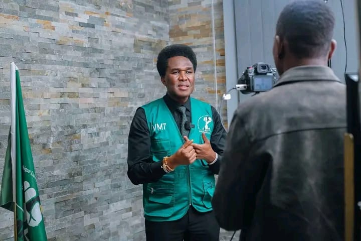 Venancio Mondlane 2.jpeg