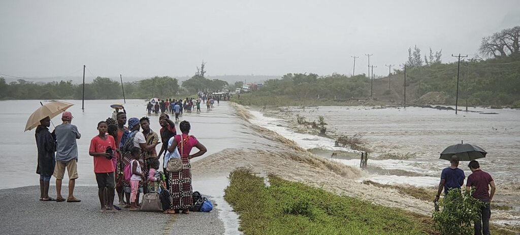 Estrada cheias Easy Resize.com 1.jpg