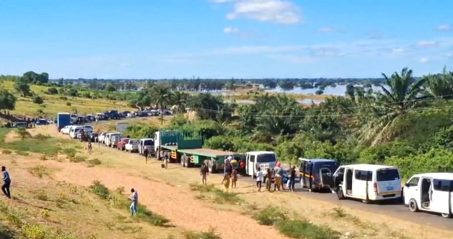 ESTRADA CHIBUTO CHISSANO.jpg