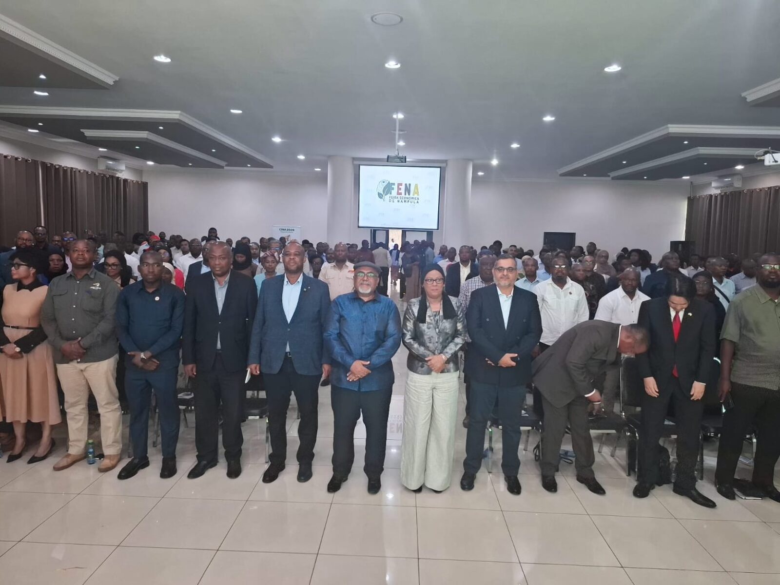 FENA NAMPULA.jpg