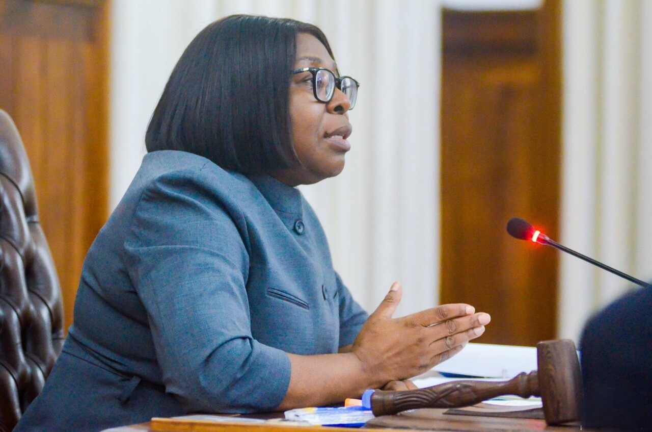 Primeira ministra benvida levi.jpg