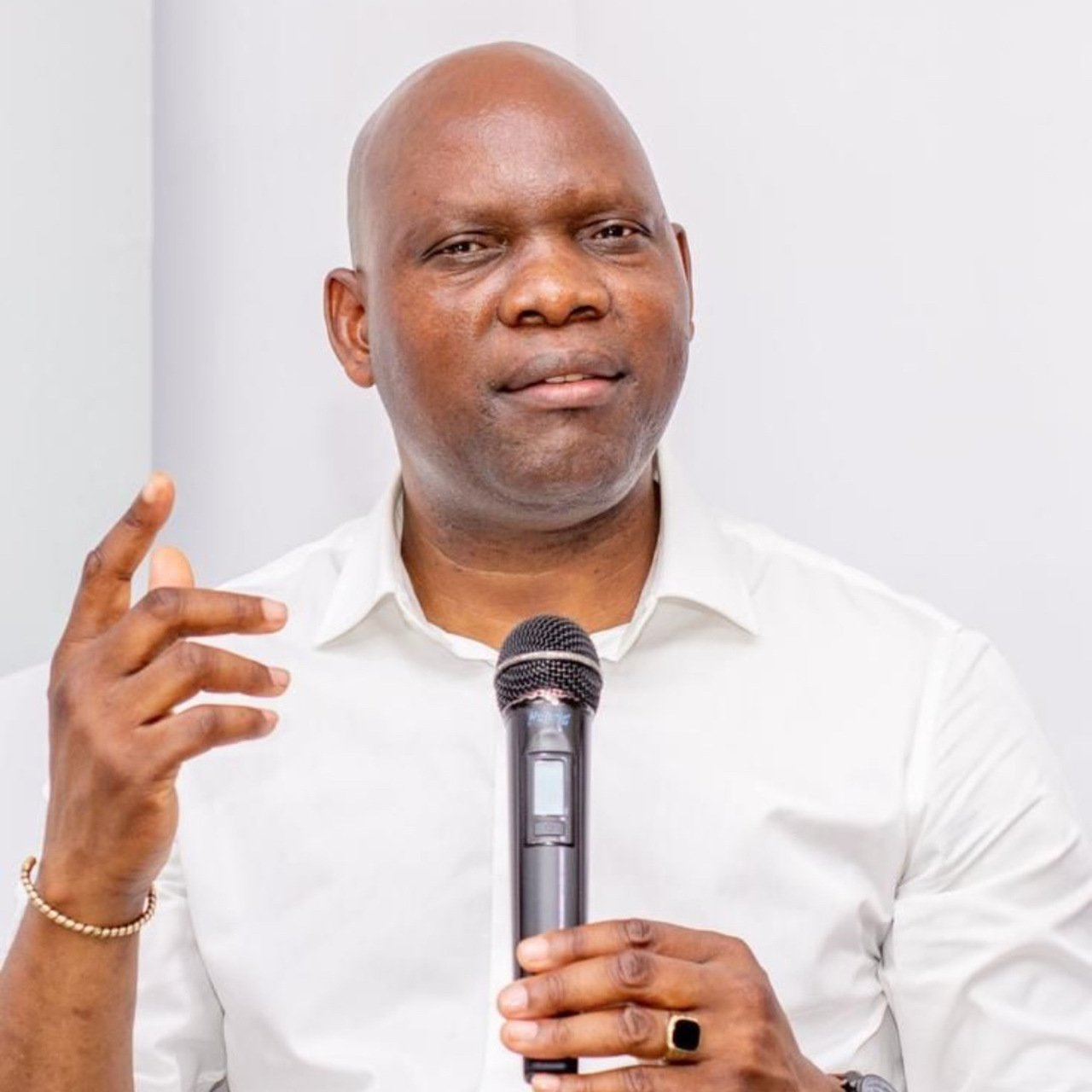 Adriano Nuvunga CDD.jpg