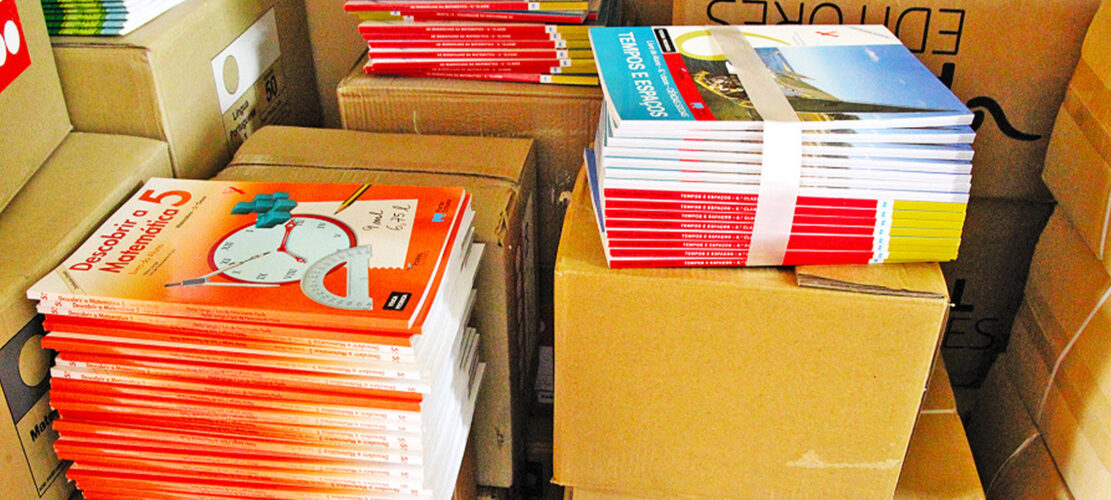 Livros 1 1111x500 1.jpg