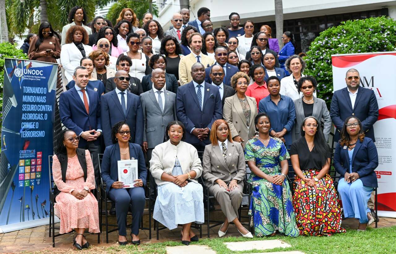 Ministro da Justica destaca papel e participacao das mulheres no sector.jpg