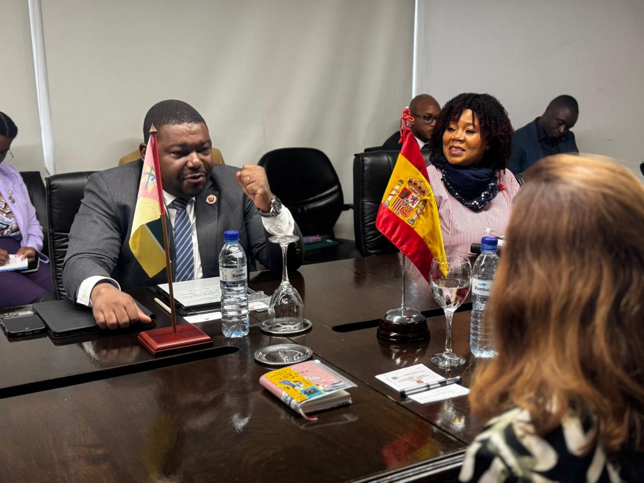Mocambique e Espanha reforcam cooperacao para impulsionar investimento e turismo.jpg