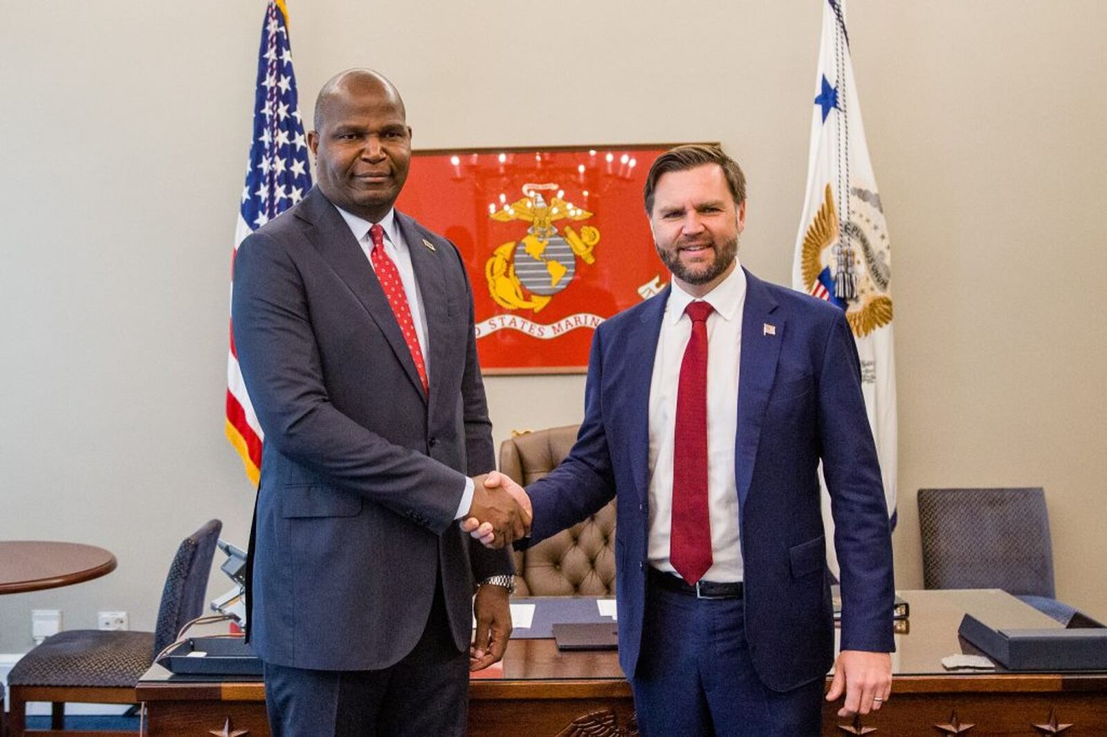 Mocambique e Estados Unidos.jpg