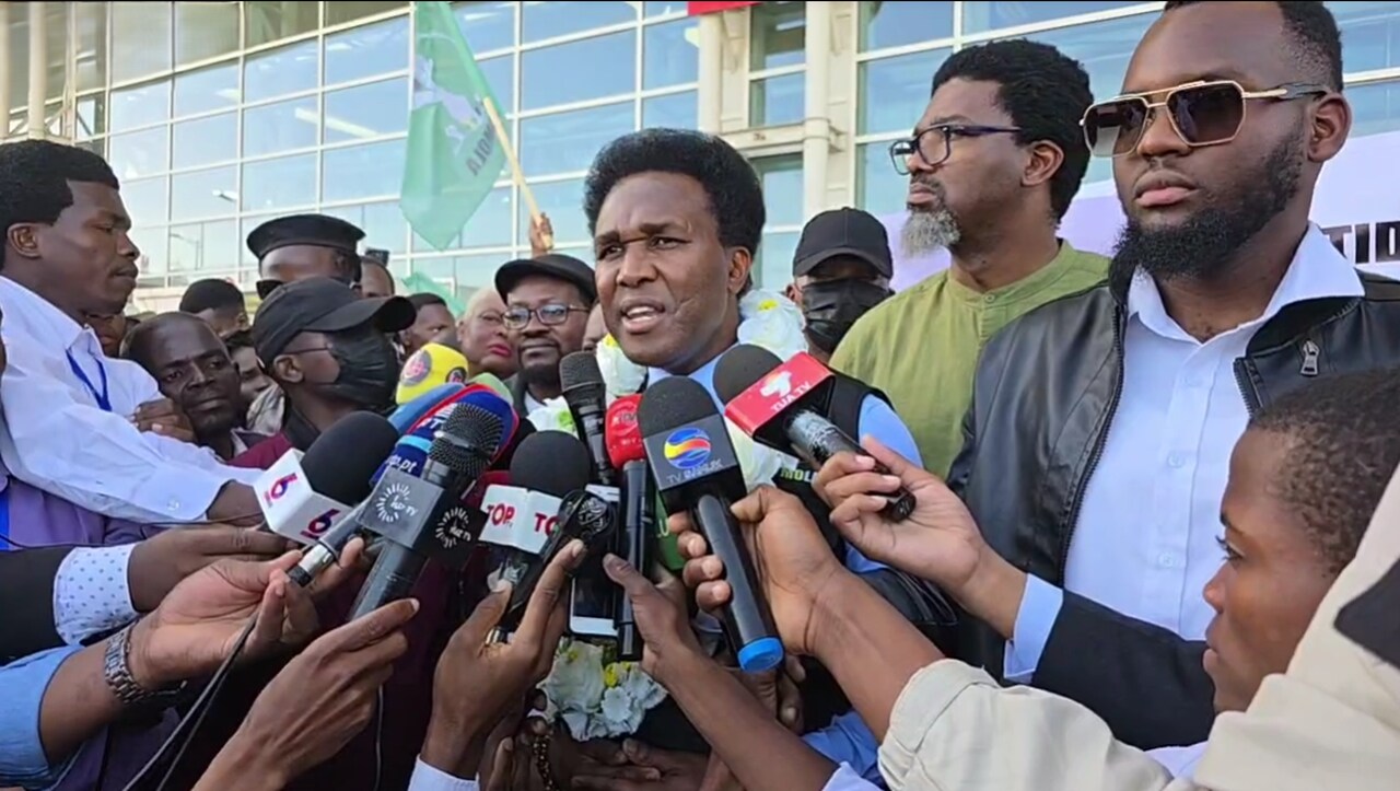 Venancio Mondlane ANAMOLA 1.jpg