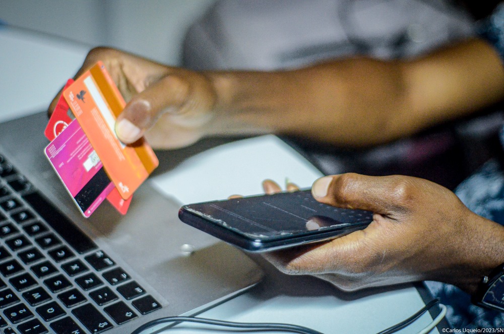 Cartoes bancarios.jpg