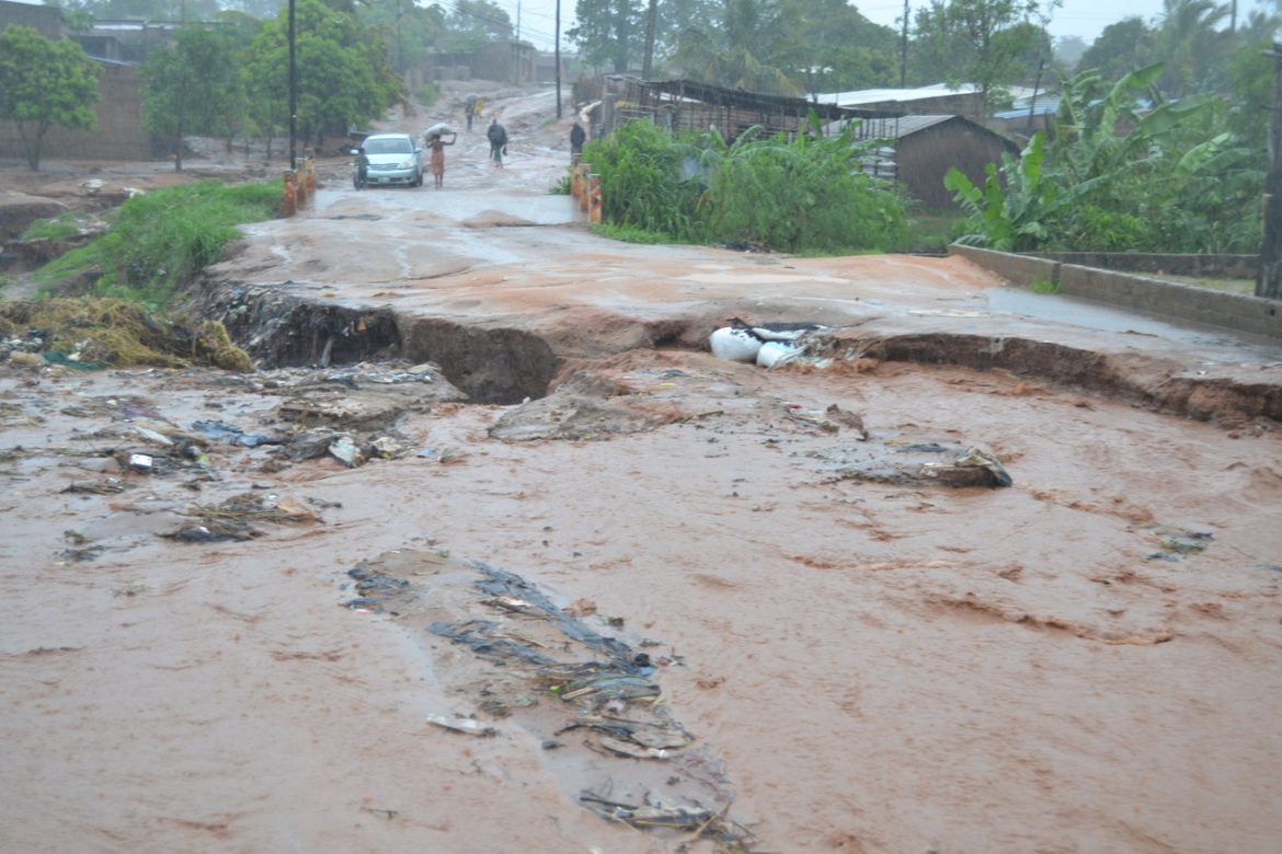 Estradas chuvas nampula.jpg