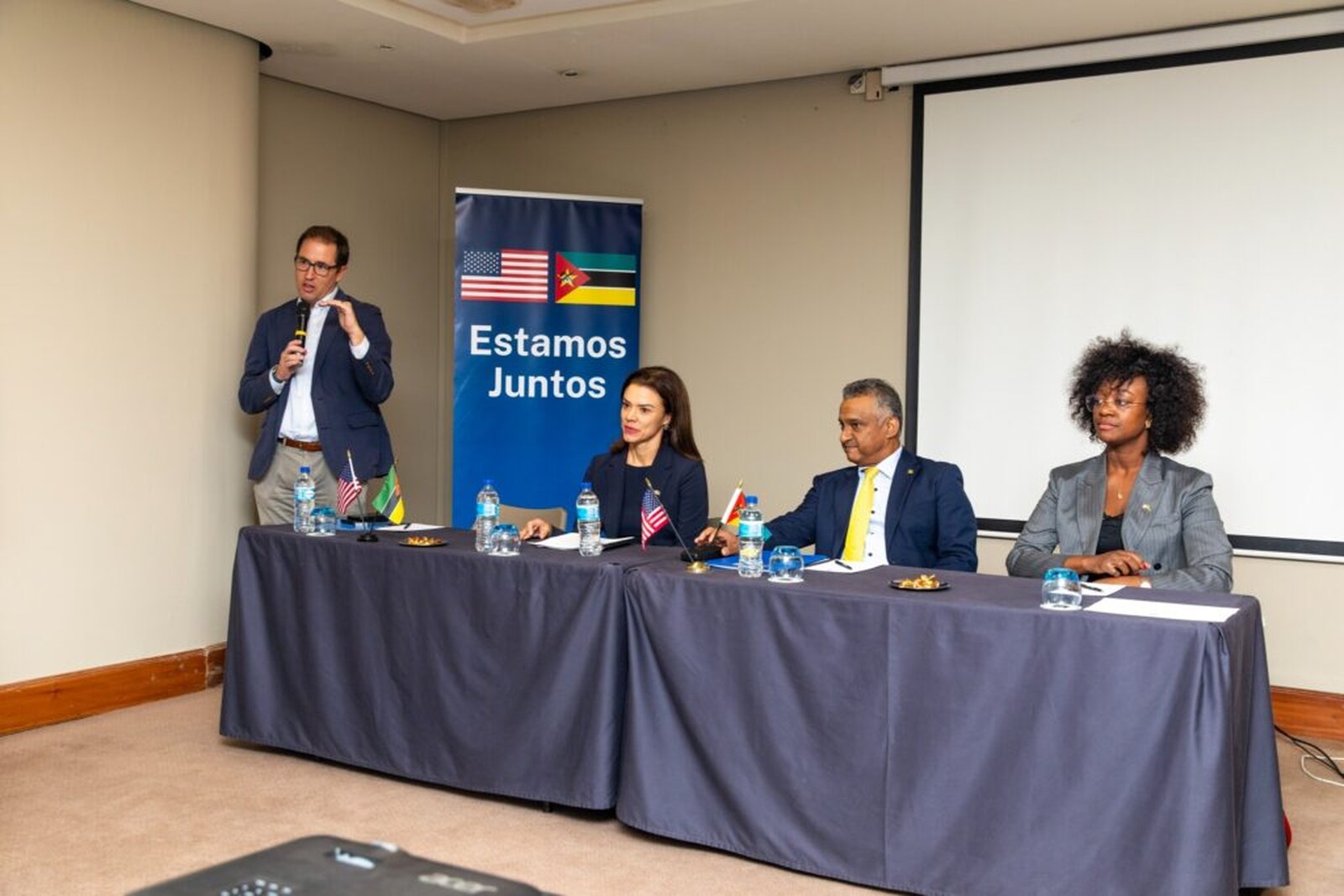 ESTADOS UNIDOS MCC MOZ.jpg