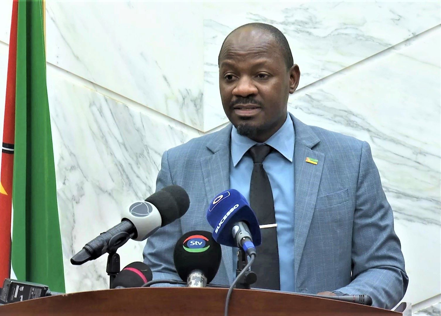 Inocencio Impissa Vice ministro da Funcao Publica.jpg