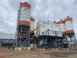 Central de betao na costa do sol.jpg