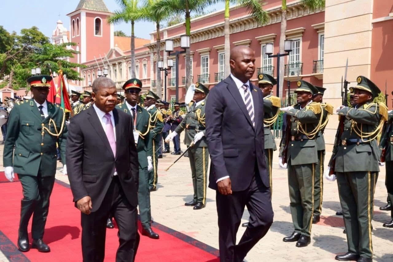 PR na cimeira de investimento do turismo em Luanda