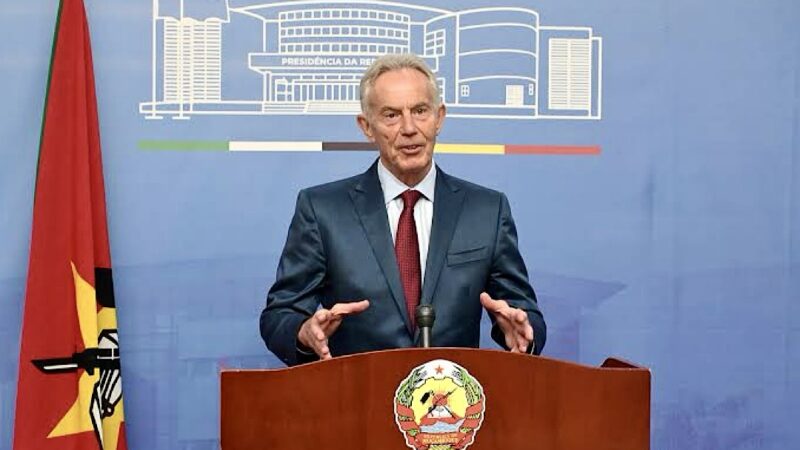 TONY BLAIR: Moçambique possui recursos para desenvolver